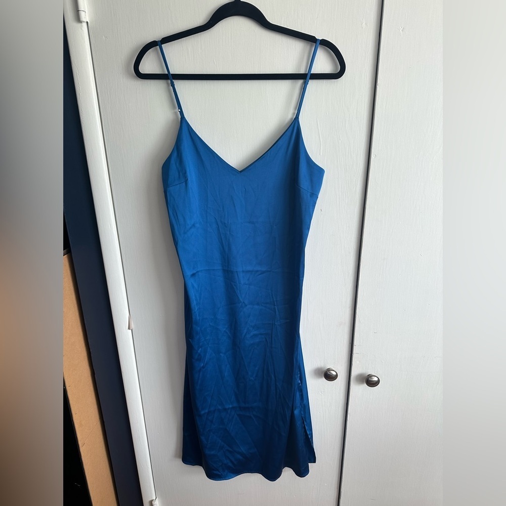 Chic Strapless Blue Dress